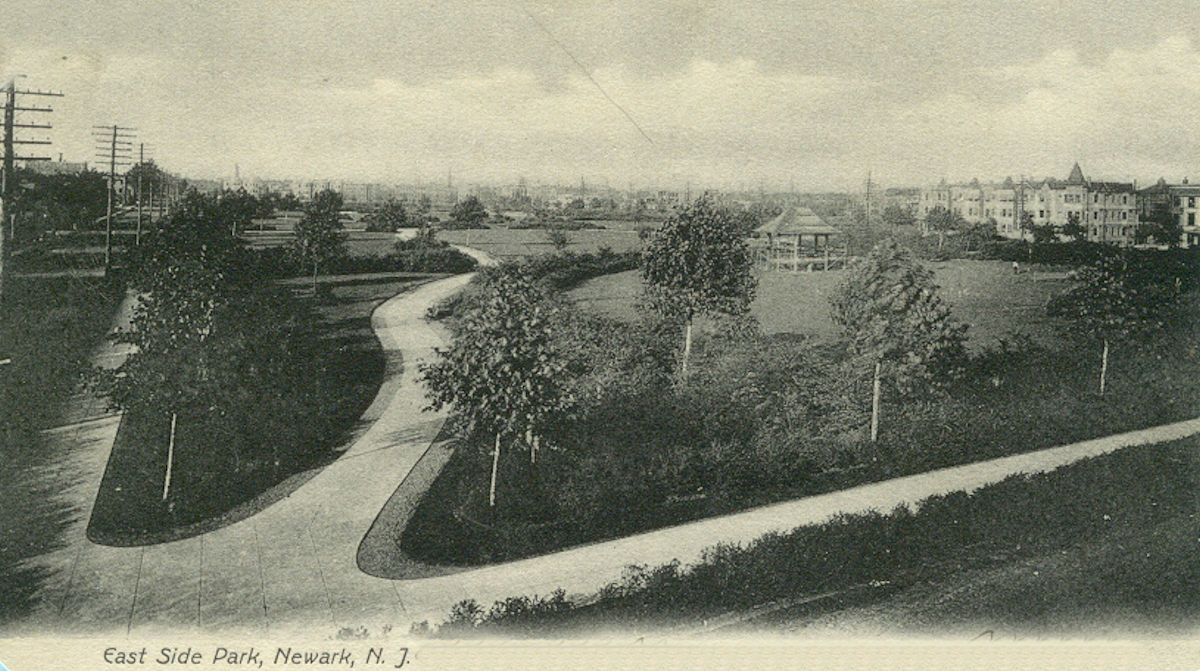 1905
Postcard
