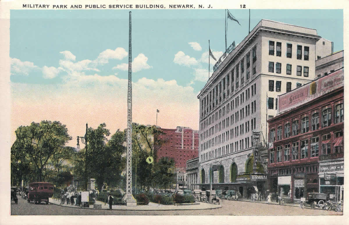 Military Park and the Public Service Building
Postcard
