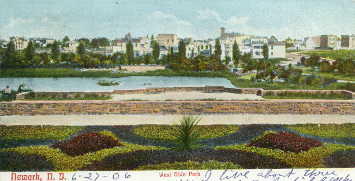 Overview
Postcard
